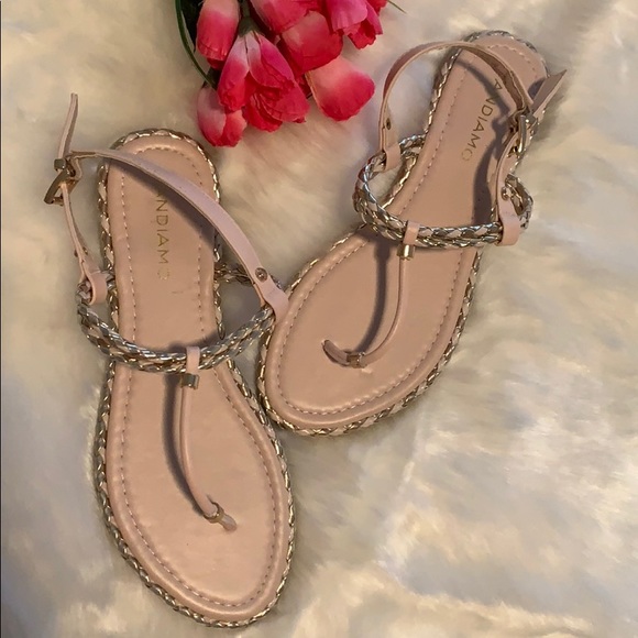 Michael Kors Shoes - 👛 BLUSH PINK ANDIAMO GOLD ROPE SANDALS THONGS